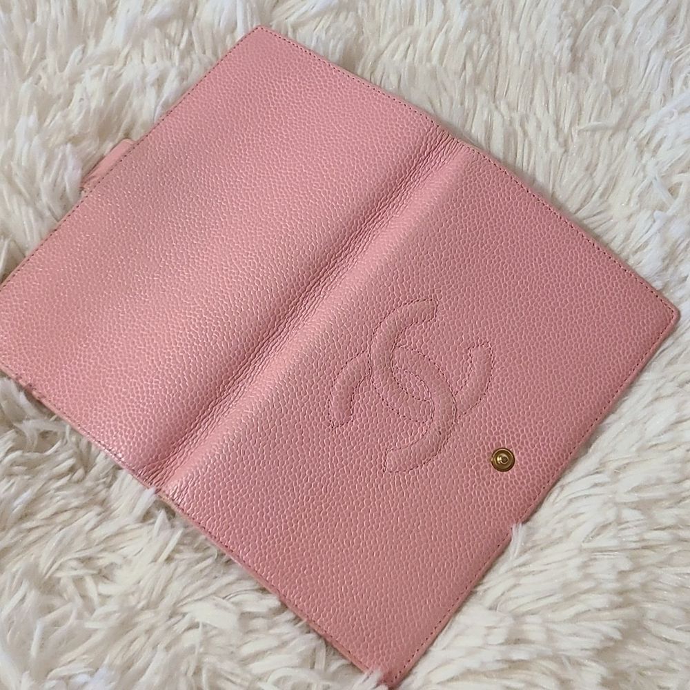 💯 Authentic Chanel Caviar Wallet 🍀 - Picture 6 of 15